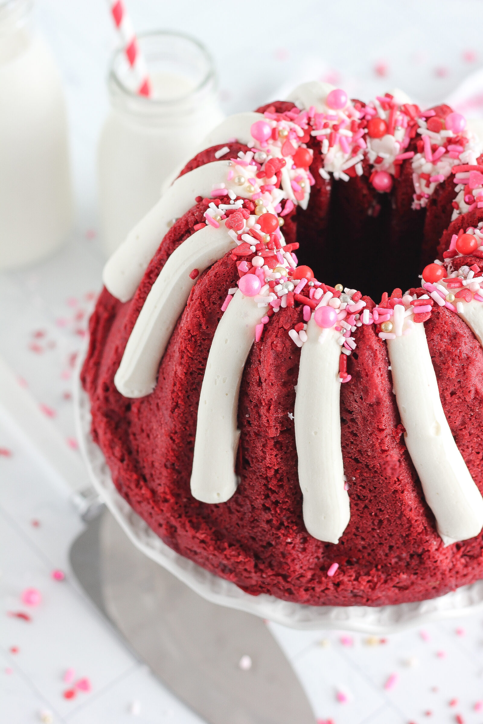 Christmas Red Velvet Bundt Cake - Amycakes Bakes