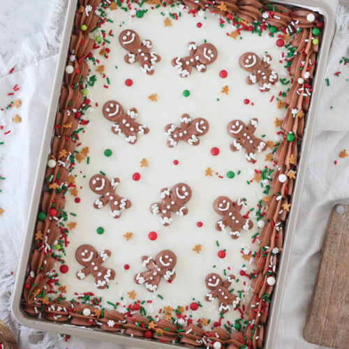 Gingerbread Man Cake: Delicious & Easy Sheet Cake Recipe